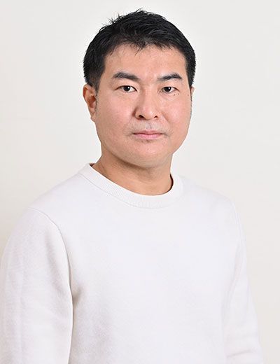 関水徹平（せきみず・てっぺい）明治学院大学社会学部社会福祉学科准教授専門は福祉社会学。早稲田大学大学院文学研究科博士後期課程単位取得退学。博士（文学）。早稲田大学文学学術院助手、同非常勤講師、立正大学社会福祉学部准教授を経て、2023年より現職。主な著書に『「ひきこもり」経験の社会学』（2016年、左右社）（写真：本人提供）