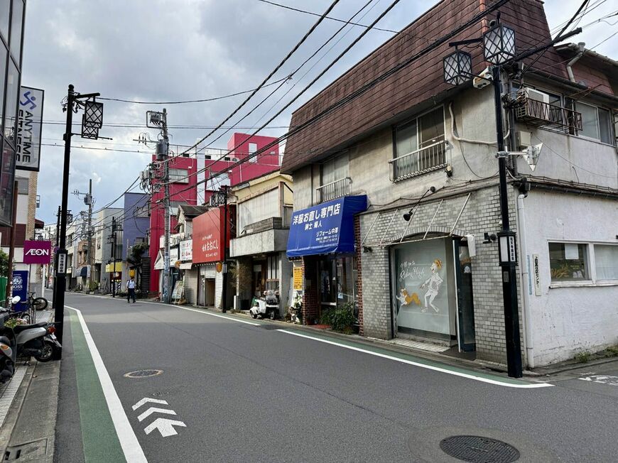 祐天寺駅周辺の商店街の様子