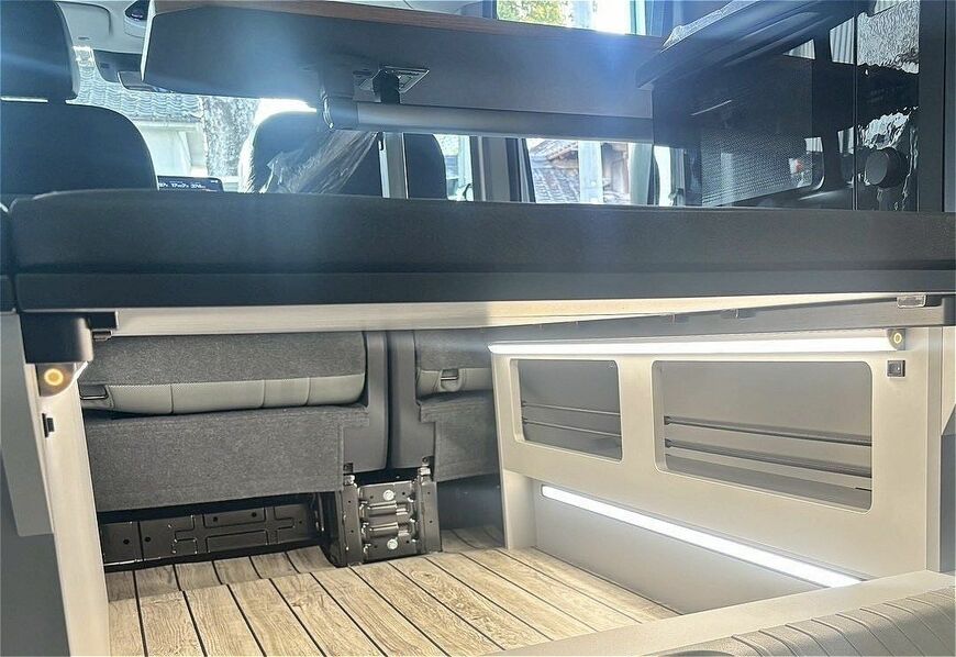 LACホールディングスのBEVキャンピングカー「LAC EVキャンパーP」（写真：LACホールディングス）