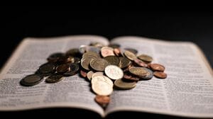 通貨戦争 影の支配者たちは世界統一通貨をめざす 宋鴻兵著／橋本碩也