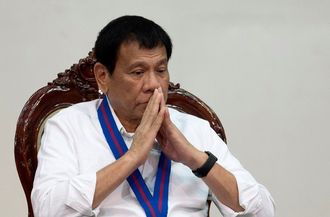 フィリピン大統領暴走､｢国連脱退｣に言及