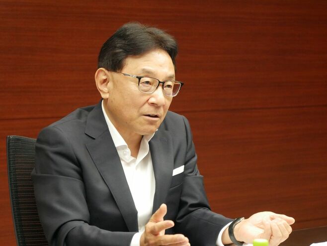 ｢電動化､今から開発では間に合わない｣