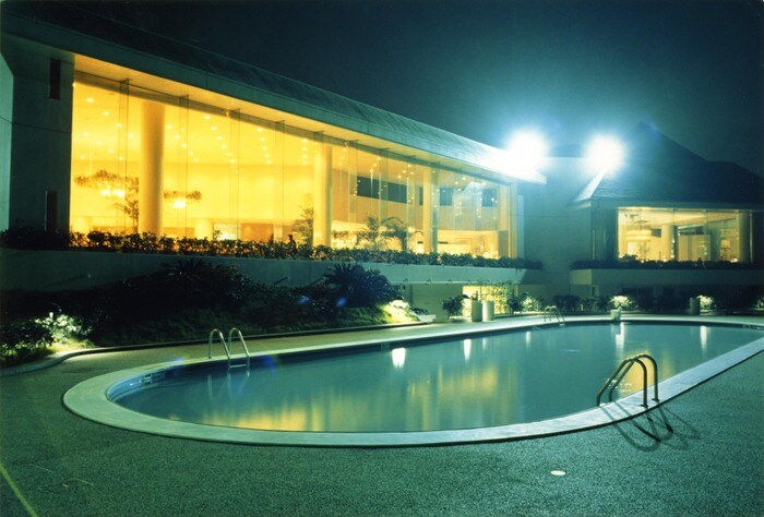 夜のシーサイドプール（開業当時）