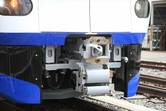先頭車の連結器