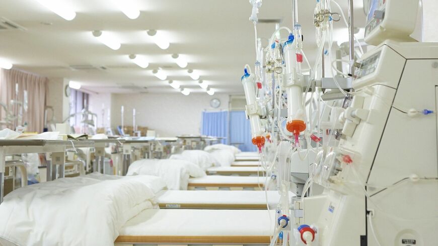 腎臓は、全身の致死的な病気と深い関係があるといわれています（写真：YOU／PIXTA）この記事の画像を見る(◯枚)