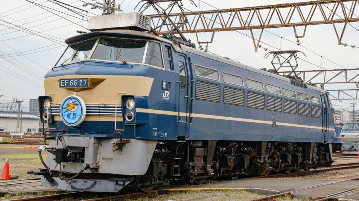 国鉄最強の電気機関車｢EF66｣今どこで見られる？ カットボディも含め