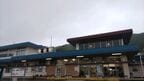雨の佐伯駅