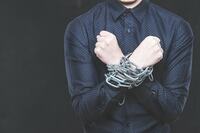 拷問器具の流通を止めるにはどうするべきか 拷問と死刑撲滅には各国の連携が重要だ