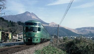 Top 10 List of Sightseeing Trains in Japan