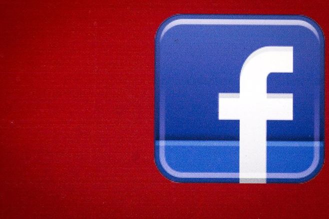 フェイスブック､利食い優勢で株価一時急落