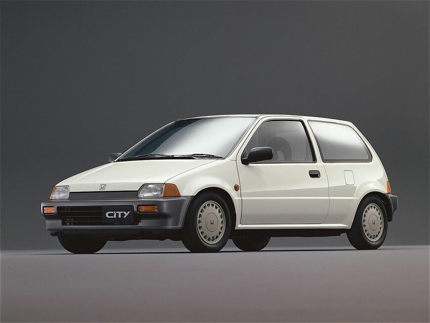1986年発売の2代目シティ（写真：本田技研工業）
