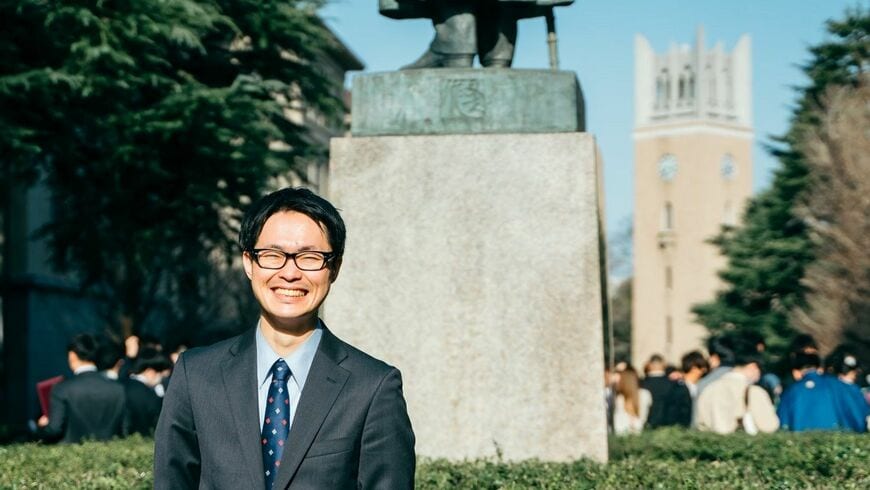 早稲田大学卒業式の際の濱井さん（写真：筆者提供）