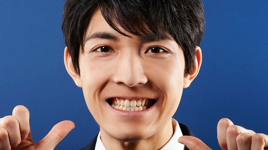 きれいな口元は、最強のビジネスツールです（写真：つむぎ / PIXTA）