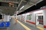 北春日部駅に最終電車が到着（記者撮影）