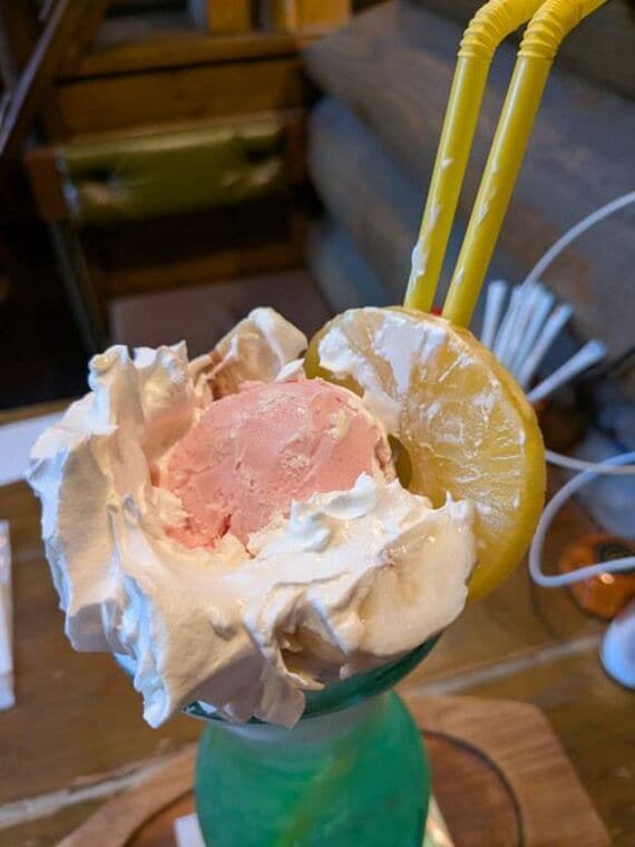 くりーむそーだパフェ