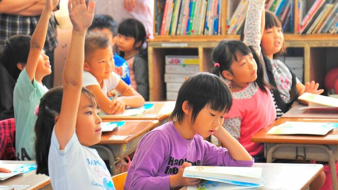 探究学習で学力低下？日本教育"終わりなき"論争