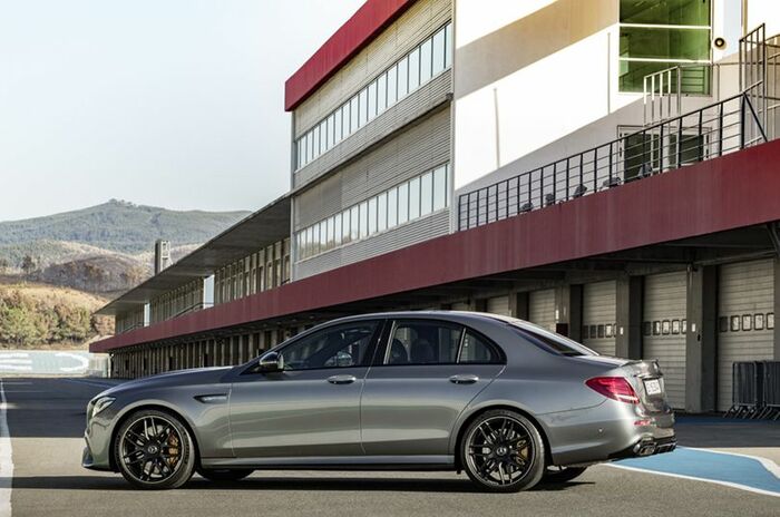 メルセデスAMG E63 S 4マチックプラス｜Mercedes-AMG E63 S 4MATIC＋