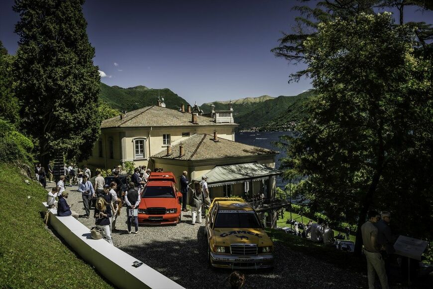コモ湖の周囲を歴史的な名車が囲む（写真：Fuori Concorso）