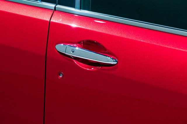 ホンダの新型SUV「WR-V」（写真：三木宏章）