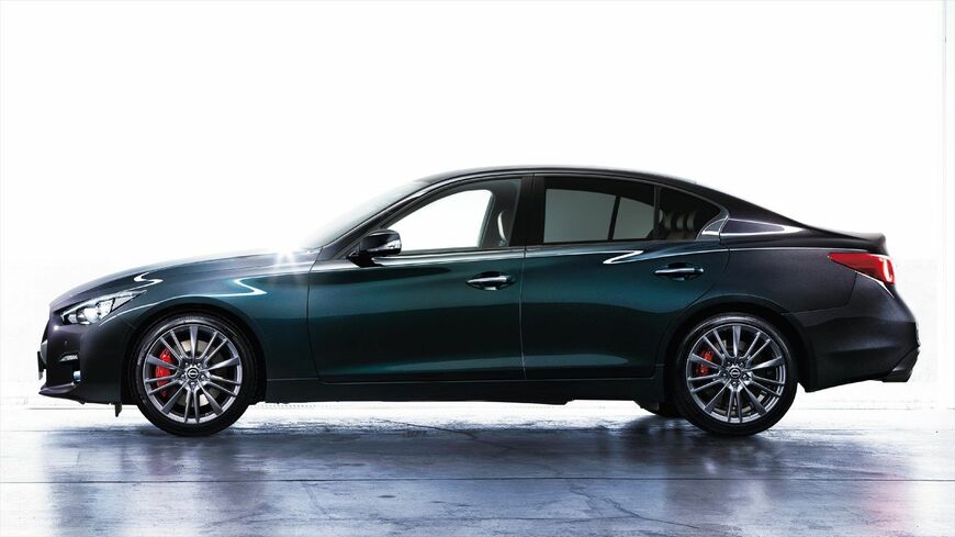 日産には今やスカイライン1車種しかセダンのラインナップがない（写真：日産自動車）