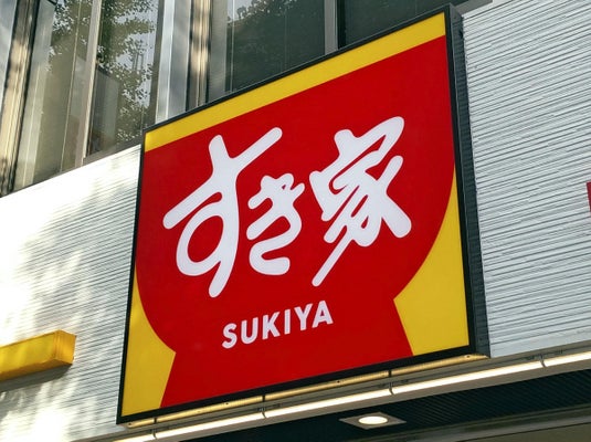 すき家の看板（5月14日､東京都台東区で）