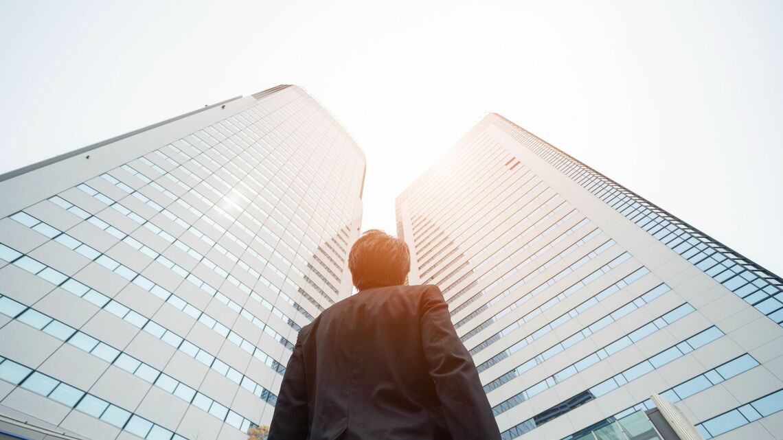 転職でも狙えて年収アップが期待できる企業って?(写真:metamorworks / PIXTA)