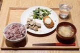 有明Café&Meal MUJIのデリプレート税込1,200円と比べると、朝食ビュッフェはお高めの印象（筆者撮影） 