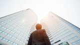 転職でも狙えて年収アップが期待できる企業って？（写真：metamorworks / PIXTA）