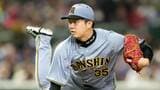ロサンゼルス・ドジャースとの試合では大谷翔平を抑えた阪神タイガースの才木浩人。球団の総合人気はいかに？（写真：AP／アフロ）