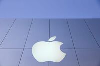 米アップル1─3月期は4.6％増収 iPhone販売好調、株式分割も発表