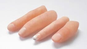 ｢命が助かったんだから､胸を失ったくらいで｣と言われた人も…体の一部を失った心に寄り添う｢人工ボディパーツ｣の舞台裏
