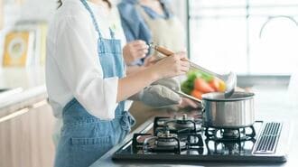 "だしの素"使う｢料理研究家｣への痛烈な違和感