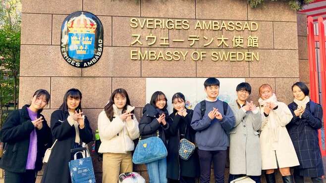 中高生向け｢大使館ツアー｣留学意欲高める仕掛け