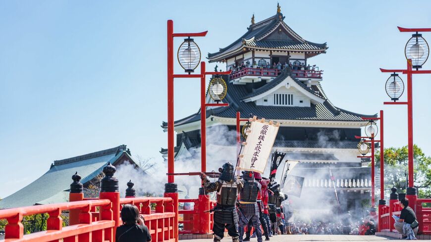 信長には、神仏も、八百万の神的な発想もなかったという（写真：daysgoby_JPN／PIXTA）