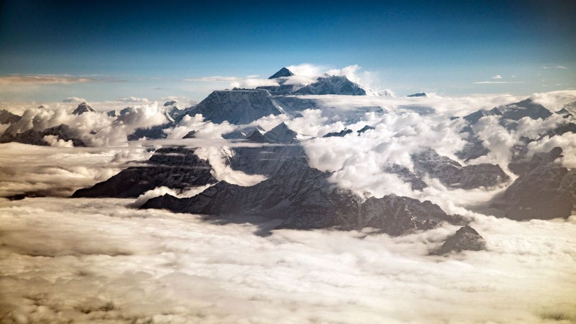 登山者を恐怖に陥れるあの エベレスト の惨状 The New York Times 東洋経済オンライン 経済ニュースの新基準