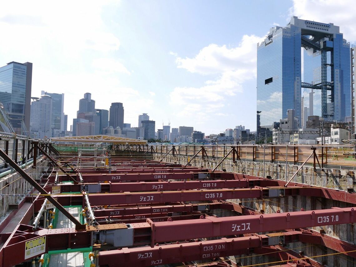 2017年10月当時の地下化工事現場（記者撮影）