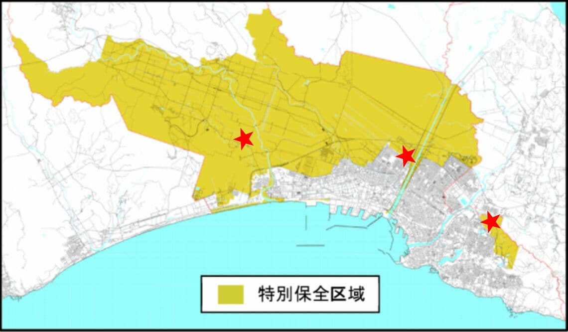 新条例の特別保全区域。★印は、昨年12月に市教育長が手続きを取るよう、大阪の事業者に通知した場所（市の資料をもとにごん屋が作成）