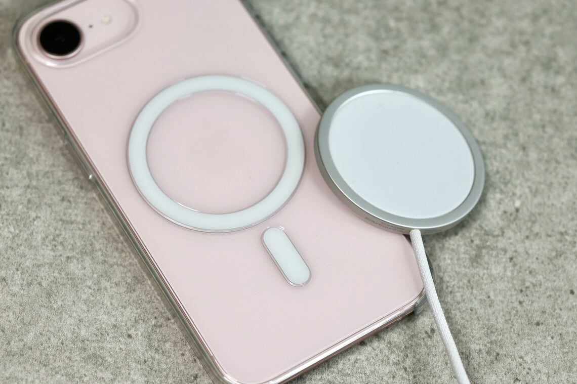 MagSafe対応ケース