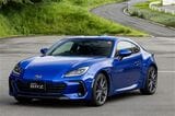 一部改良モデルのトヨタ「GR86」およびSUBARU「BRZ」のサーキット試乗会の様子（写真：三木宏章）