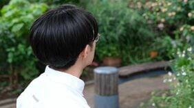 年の差｢60歳｣の父と息子―　現在21歳の息子が､9歳で親元を離れて｢イギリス暮らし｣を選んだ理由