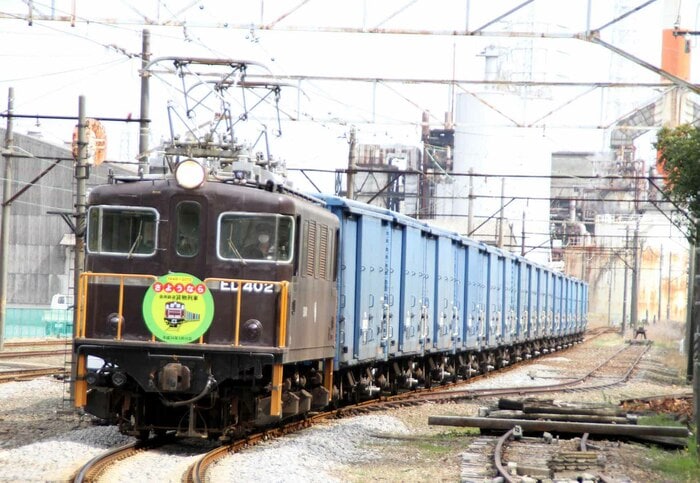 「さようなら貨物列車」のヘッドマークを