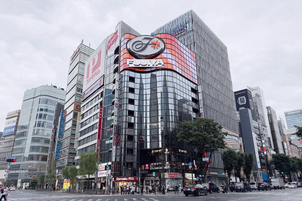 2025年3月には、銀座数寄屋橋のロッテリアもゼッテリアに（筆者撮影）