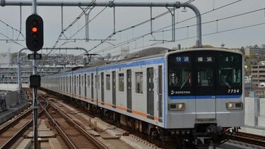 相鉄 7000系 前照灯 ヘッドライト