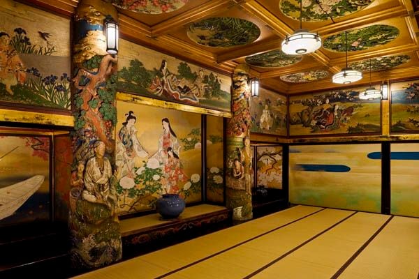 百段階段の「漁樵の間」。純金を使った装飾が特徴