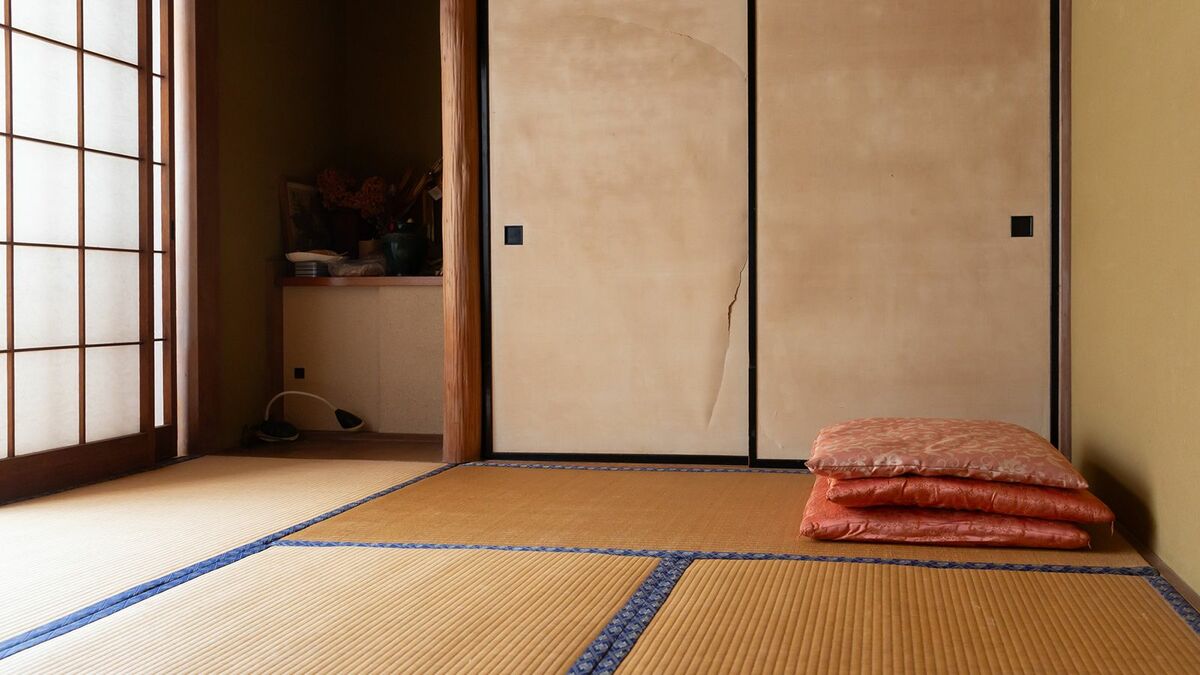 空き家を放置し続けると「行政代執行」で大出費? 知っておきたい「実家じまい」4つの選択肢《「負動産」にしないために》 | ライフ | 東洋経済オンライン