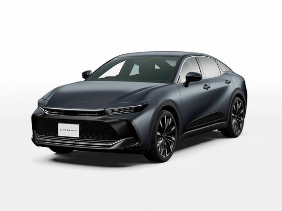 高めの車高と大径タイヤを持つセダンの「クラウン クロスオーバー」(写真:トヨタ自動車)