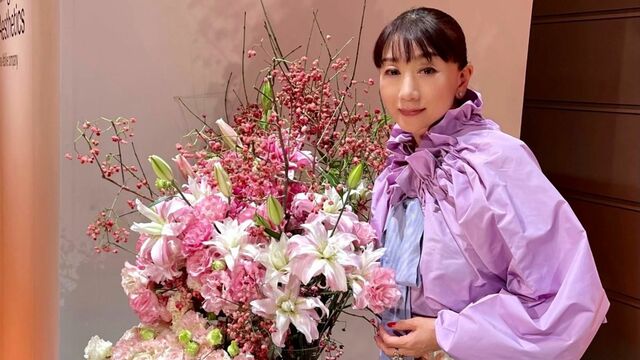 藤原美智子さん67歳「今はまだグレイヘアを選ばない」。白髪や薄毛の