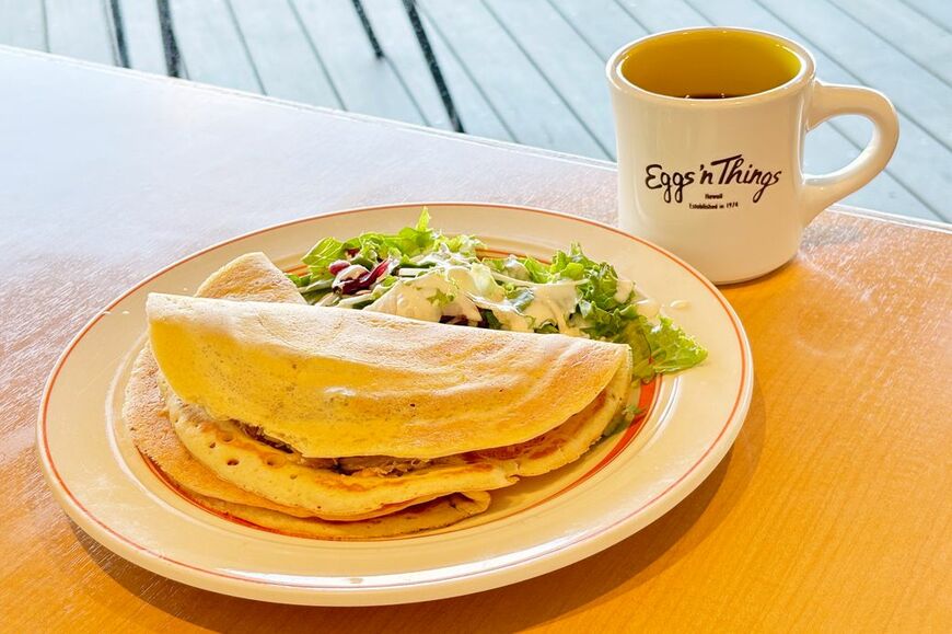 株式会社WDI JAPANが手がけるエッグスンシングスのモーニング。エッグスンシングスはアウトレットやショッピングモールを中心に出店している（筆者撮影）