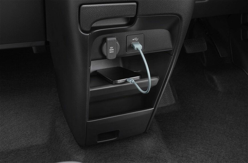 ホンダ「フリード」のディテール（写真：本田技研工業）