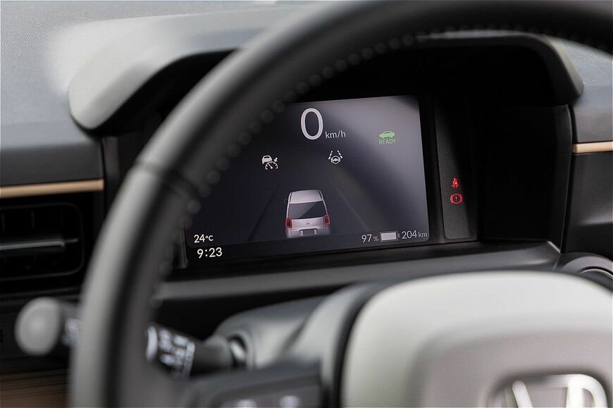 ホンダの軽乗用車クラスBEV「N-ONE e:」（写真：三木 宏章）